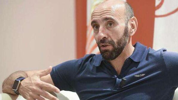 格伦·克洛斯、莎拉·保罗森、泰亚娜·泰勒、金·卡戴珊、妮... 法鲨归来！