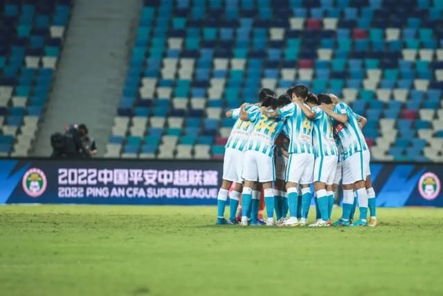 谢娜官宣怀二胎 张杰甜蜜回应忙取名 2021-01-01 1月1日，谢娜发文公布怀二胎的喜讯：“我已剪短我的发，因为肚肚里的乖娃娃，新年好，元旦快乐，爱你们。
